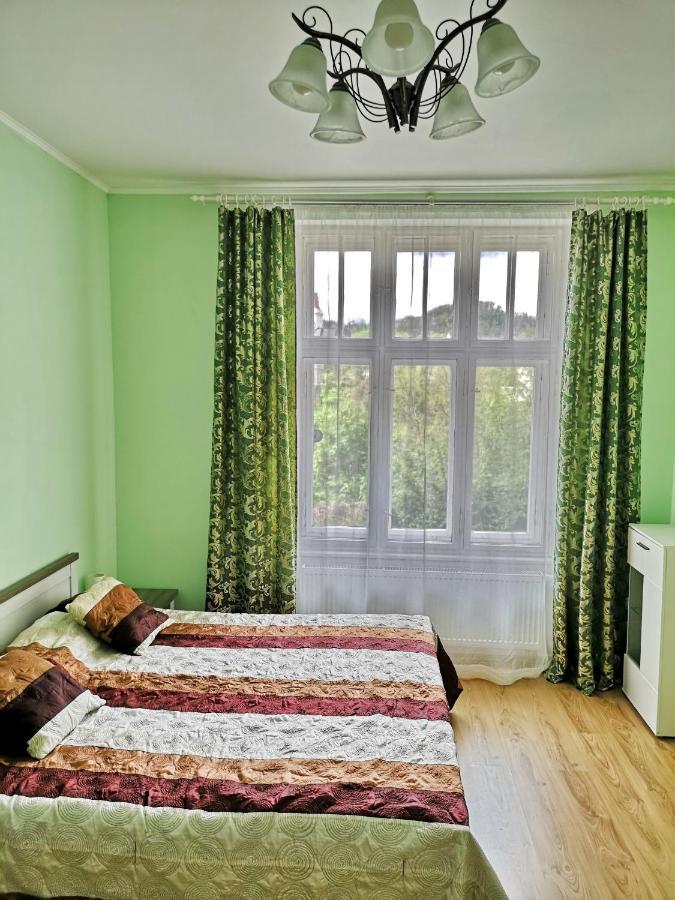 Apartments Iris Karlovy Vary Exterior foto